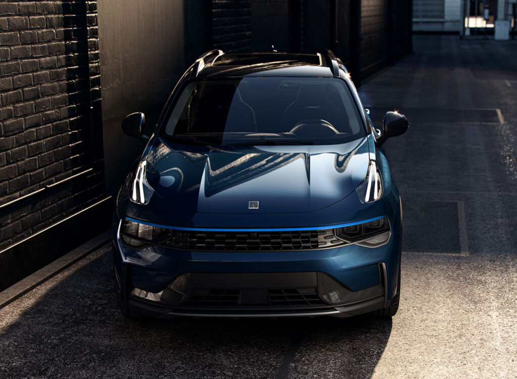 LYNK&CO 01