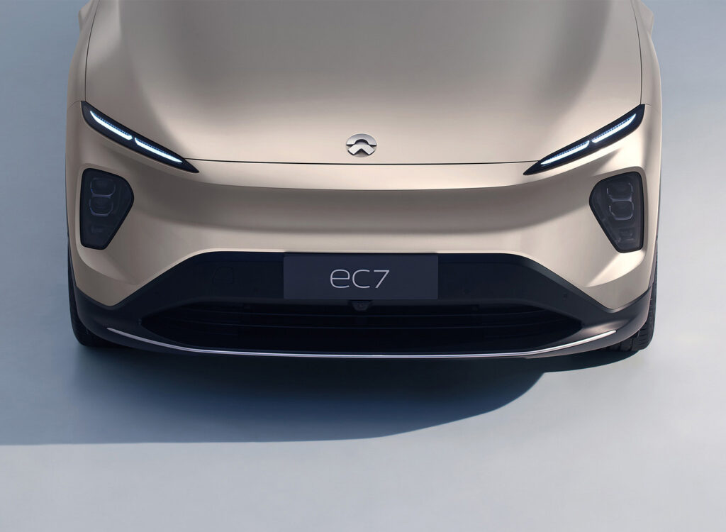 NIO EC7