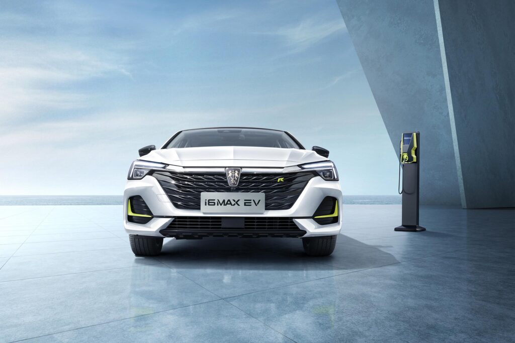 ROEWE i6MAX EV