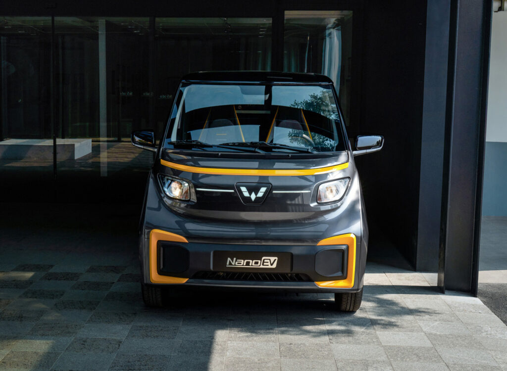 WULING NANO EV